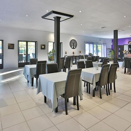 Hotel Restaurant Gite Les Lavandins Saint-Christol  ภายนอก รูปภาพ