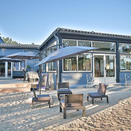 Hotel Restaurant Gite Les Lavandins Saint-Christol  ภายนอก รูปภาพ