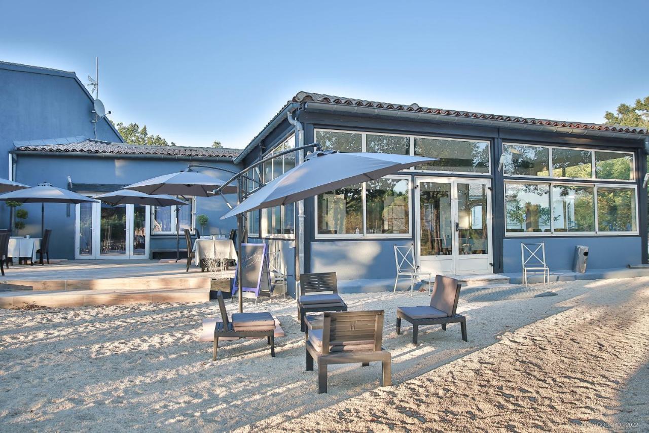 Hotel Restaurant Gite Les Lavandins Saint-Christol  ภายนอก รูปภาพ